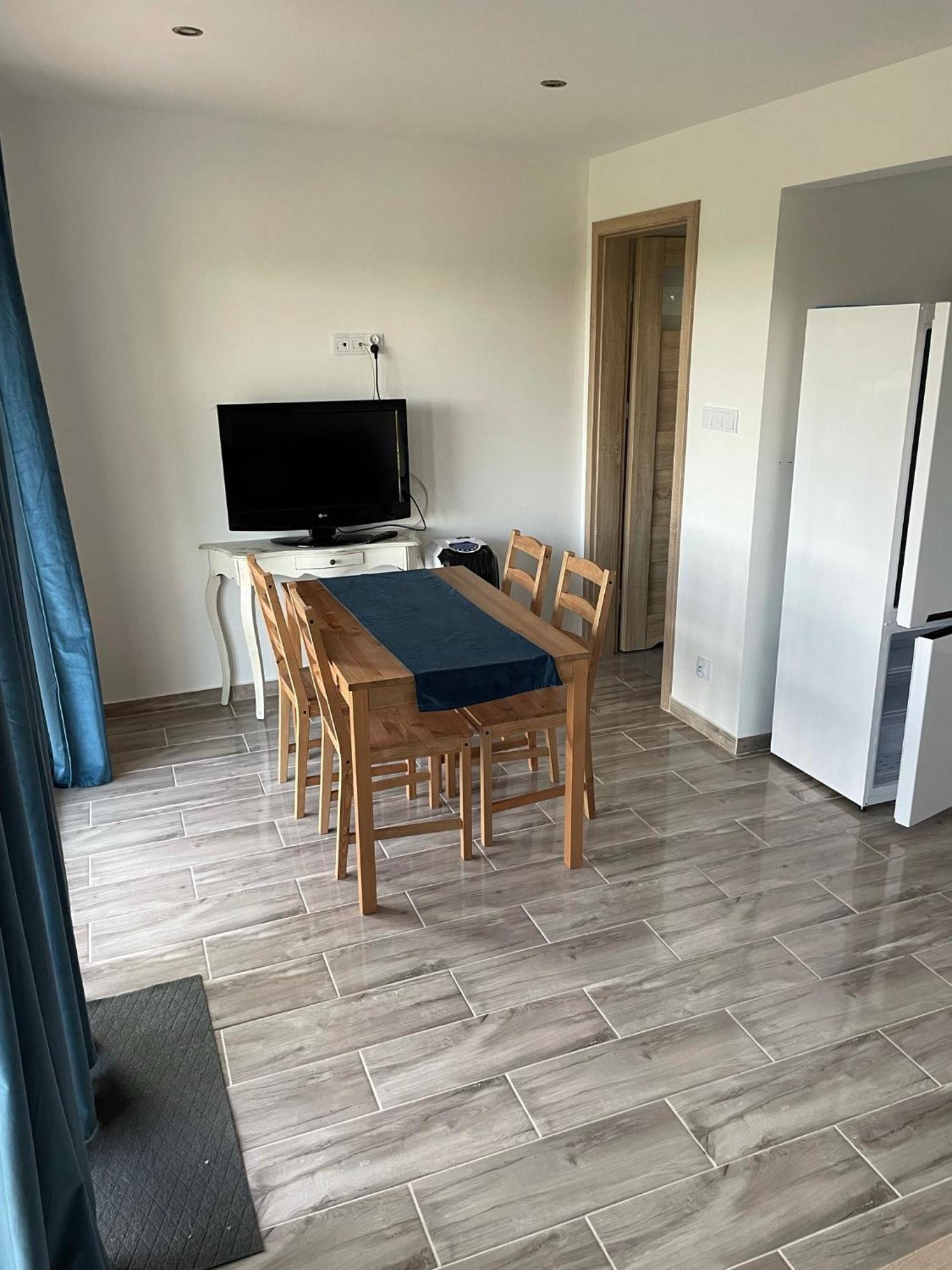 Brzezina Resort - Wille Znin Luaran gambar